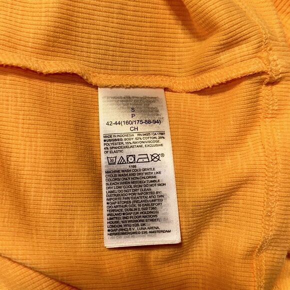 GAP S Orange Ribbed V-Neck Short Sleeve Ruched Front Tee - Picture 8 of 10